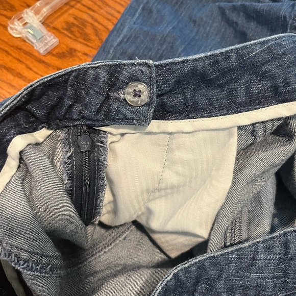 L.L. BEAN Classic Fit Women’s 20 REG DENIM SKIRT with pockets - Picture 3 of 12